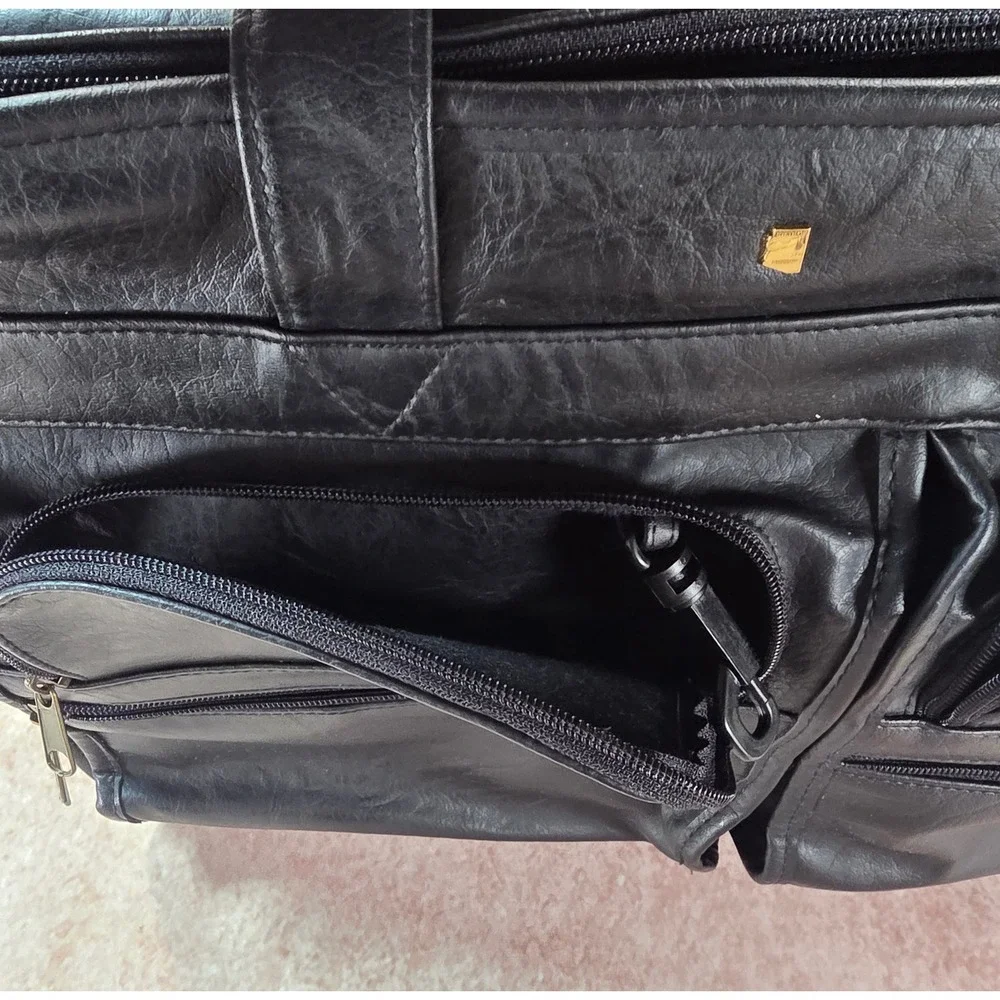 Expandable Twin Pocket Portfolio Leather Briefcase Bag NWT Black